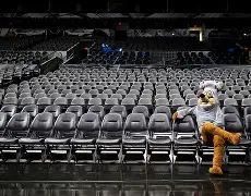 风云突变圣安东尼奥马刺冲刺阶段刷新队史纪录,中超版图或变,球迷炸锅,年轻球员得到机会 风云突变圣安东尼奥马刺冲刺阶段刷新队史纪录,中超版图或变,球迷炸锅,年轻球员得到机会